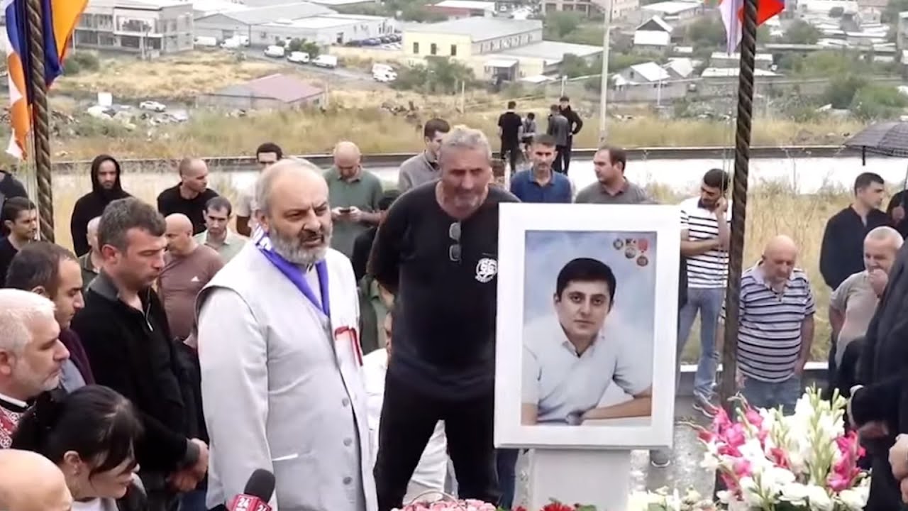 Բագրատ Սրբազանը հարցադրել է՝ գործի 30 տոկոսը չլսվող լինելու դեպքում ո՞նց կարելի է մարդկանց ինչ-որ բան վերագրել