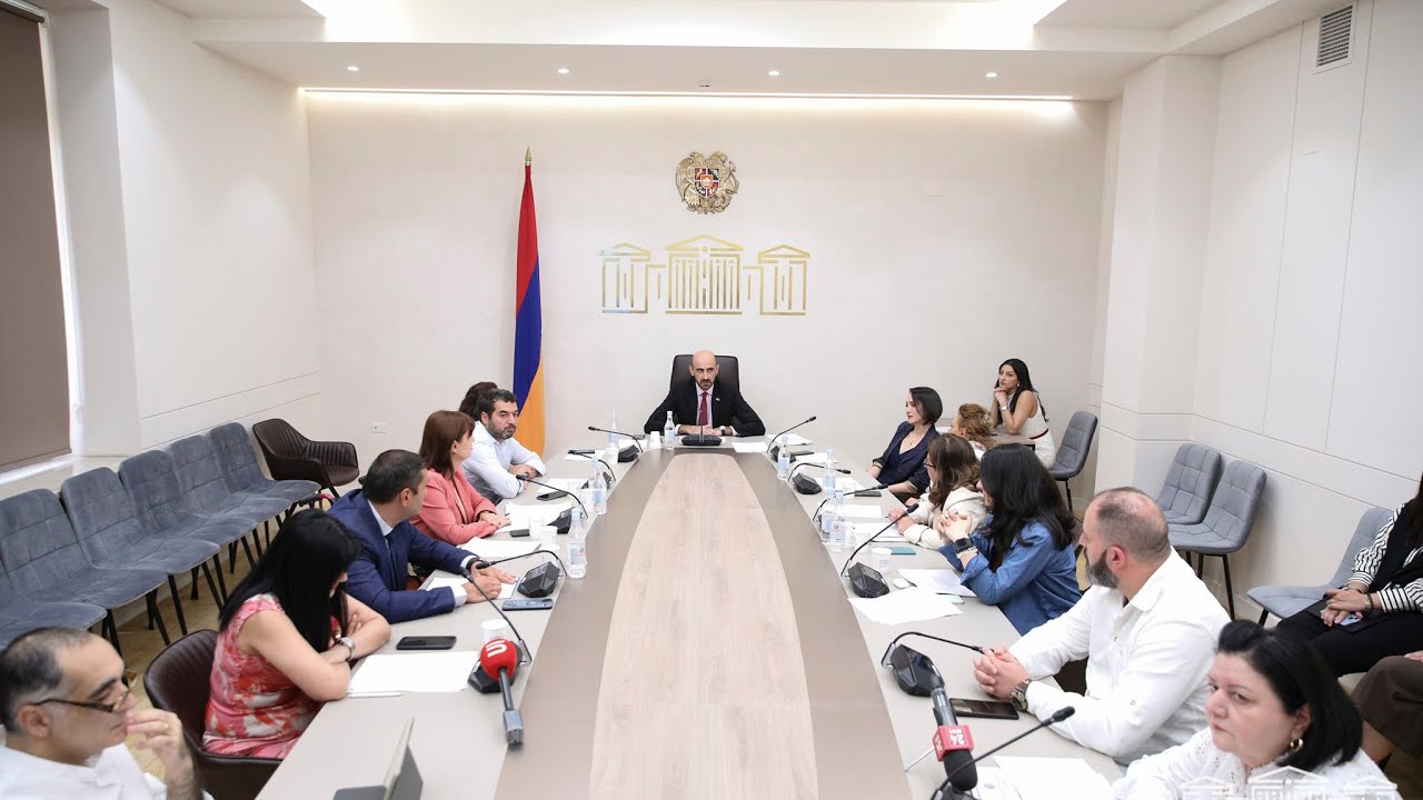 Աշխատանքի եւ սոցիալական հարցերի հանձնաժողովում կքննարկվեն օրենքների փոփոխությունները