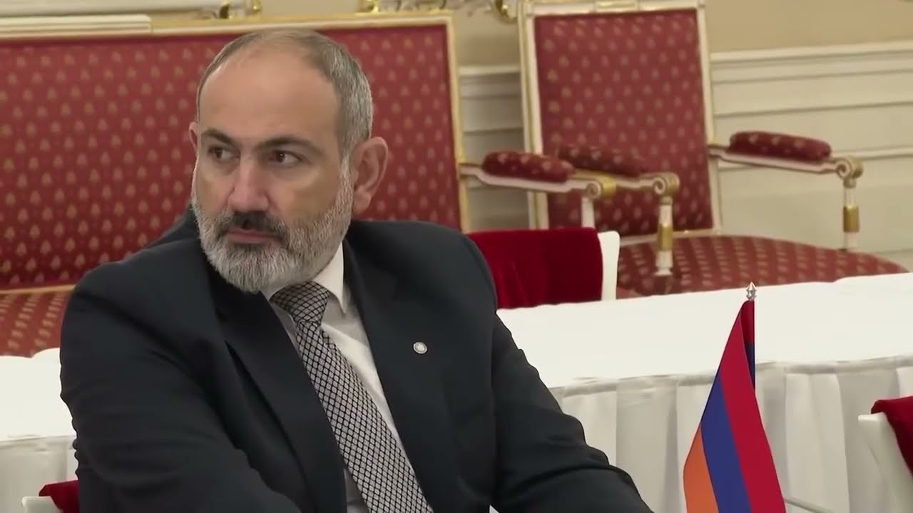 Փաշինյանի «Վարչաբենդ» փարթին՝ «Դոմինո պրոդաքշըն»-ի եւ Աշոտ Առաքելյանի մենաշնորհով
