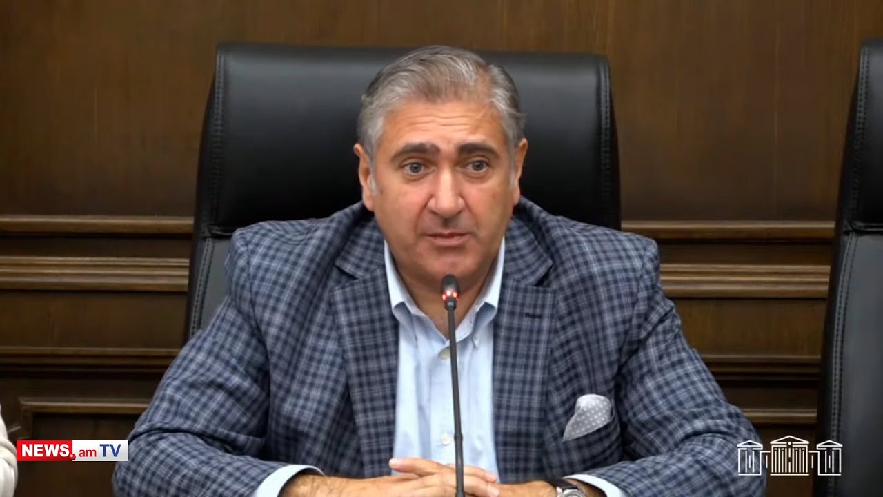 Փաշինյանը շարունակում է քաղաքական հակառակորդներին մեղադրել իշխանական շրջանակների հետ կապեր ունենալու մեջ