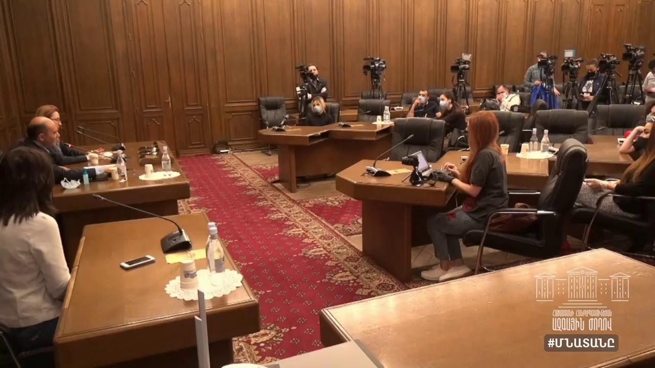 «Լուսավոր Հայաստան» կուսակցության համագումարը հետաձգվեց