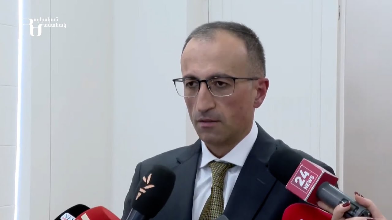 Ամիրյան փողոցում քաղաքացու և Արսեն Թորոսյանի միջև հնչել են հայհոյանքներ