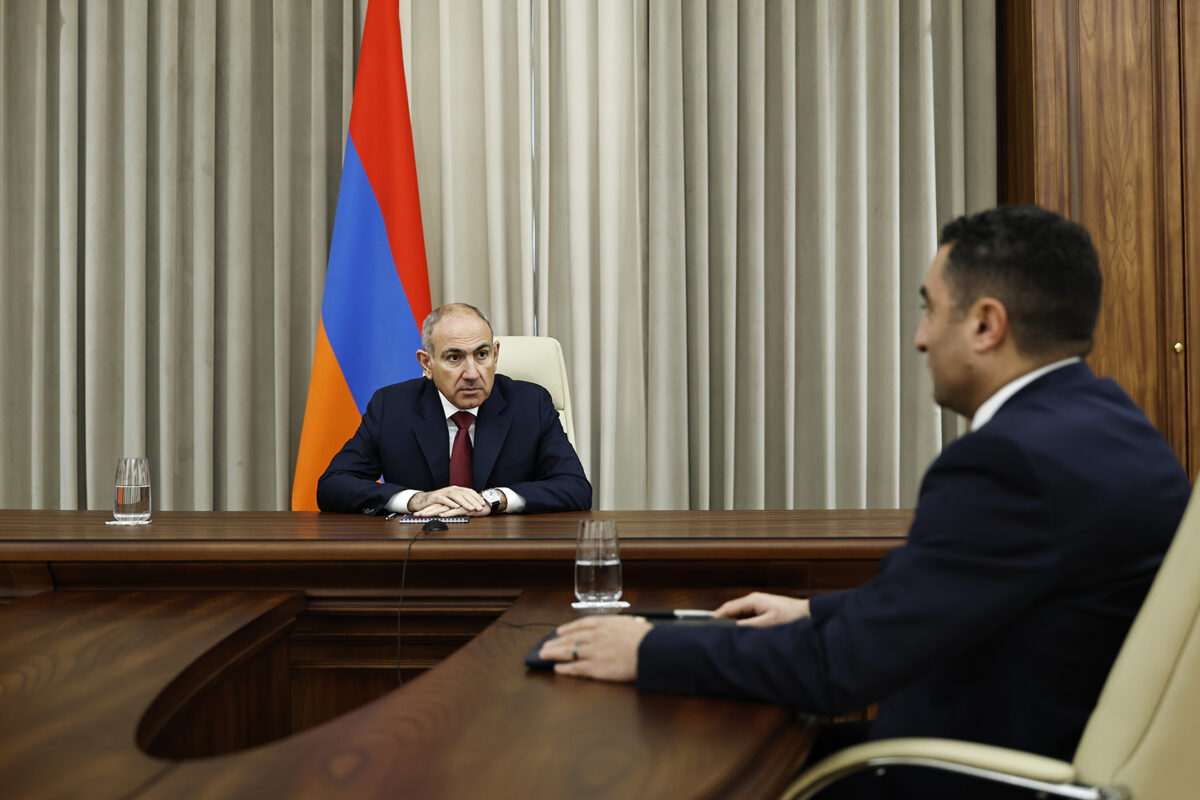 Ի՞նչ է փոխվել, որ Նիկոլ Փաշինյանը այսօր ցուլի առաջ կարմիր շոր է հագնում