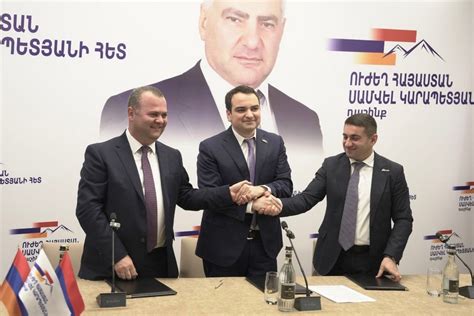 «Ուժեղ Հայաստան» դաշինքի առաջնորդ Սամվել Կարապետյանի հարցազրույցը խմբագիրներին դիտեք վաղը։