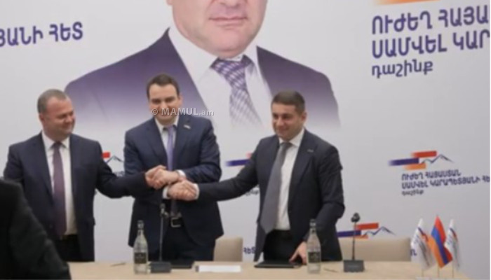 «Ուժեղ Հայաստան» դաշինքի վարչապետի թեկնածու Սամվել Կարապետյանը բարձր է գնահատել Նարեկ Կարապետյանի գործունեությունը