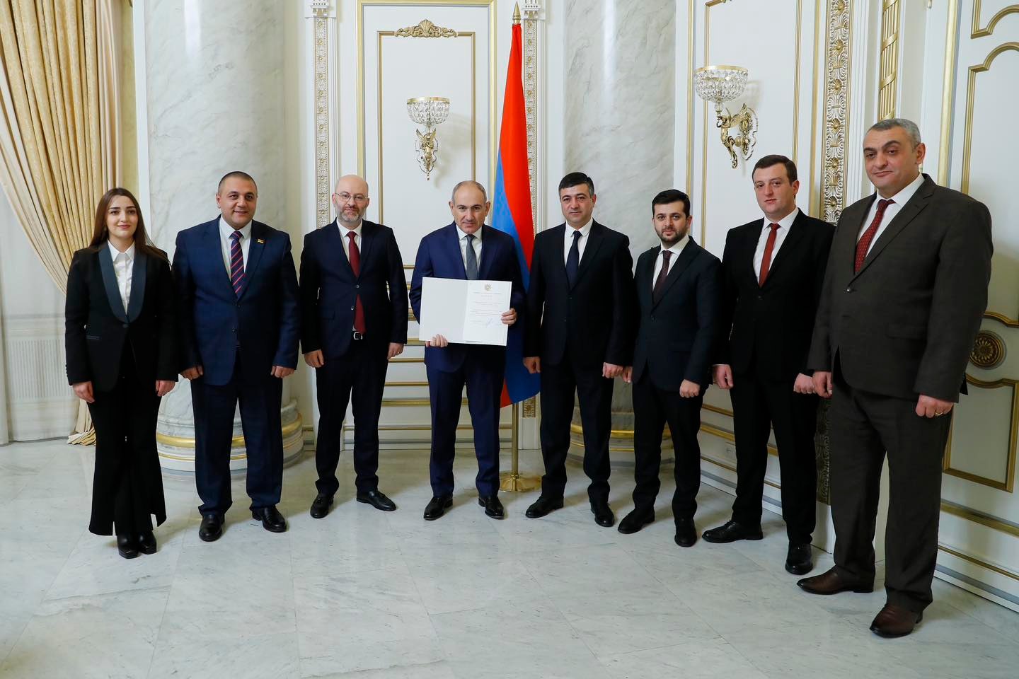 Փաշինյանը «Արարատցեմենտի» ղեկավար նշանակել է Էդգար Զաքարյանին