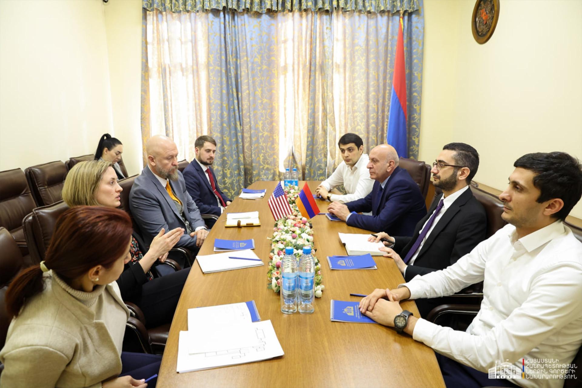 ԱՄՆ դեսպանատան պաշտպանության ավագ խորհրդականը չորս անգամ այցելել է Հրազդանի տվյալների մշակման կենտրոն՝ ուղեկցվելով ԱԱԾ-ի կողմից